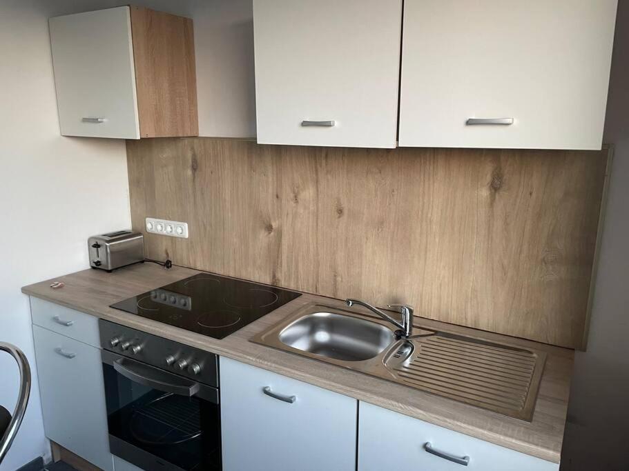 Tower View Apartment Любек Екстериор снимка